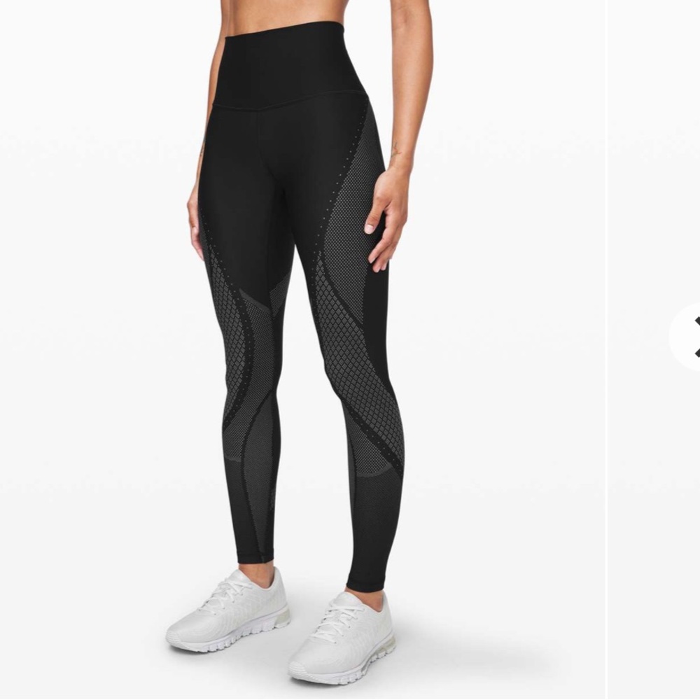 Lululemon Mapped‎ Out High-Rise Tight 28” Black / Glacier Grey Size 4
